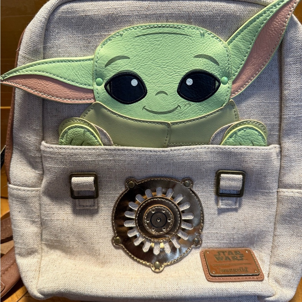 Star Wars Green and Cream Baby Yoda Bag
